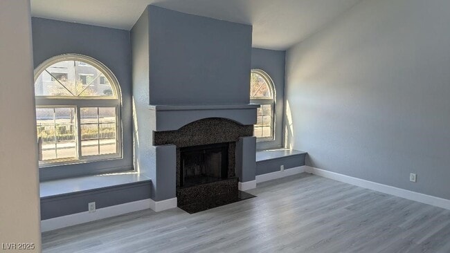 Building Photo - 3145 E Flamingo Rd