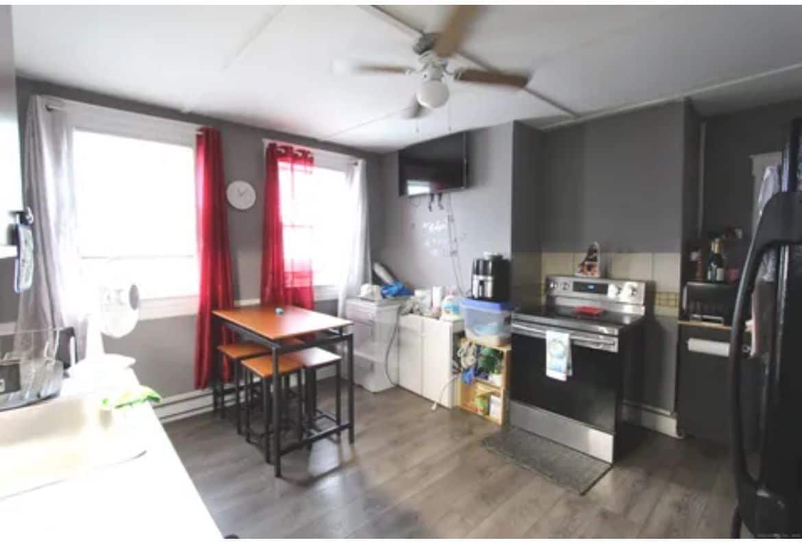 Building Photo - 62-64 Rowe Avenue, 2nd Floor