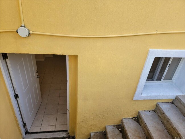 Foto del edificio - 1278 Sturlane Pl