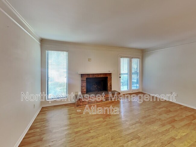 Foto del edificio - 803 Tuxworth Cir