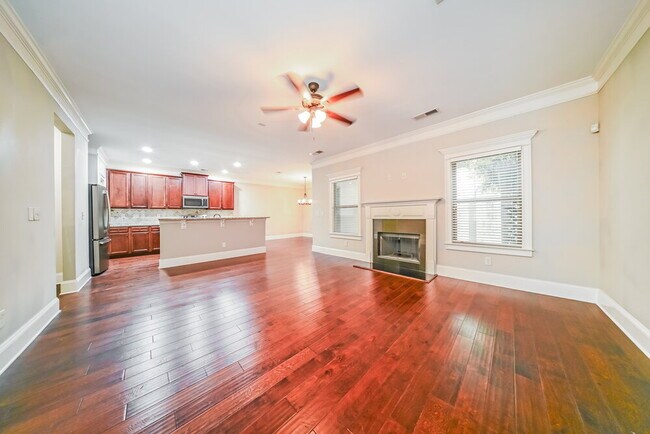 Foto del edificio - 129 Covington Terrace
