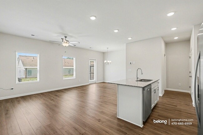 Building Photo - 6386 Sundowner Pl