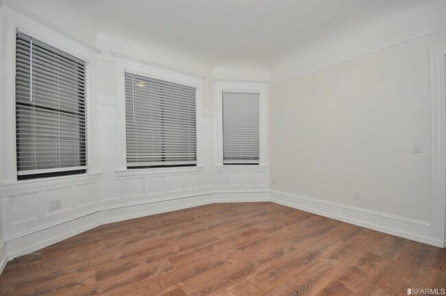 Foto del edificio - 1545 Taylor St