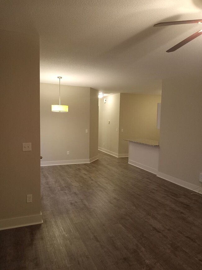 Foto del edificio - 8164 E 34th Ct S