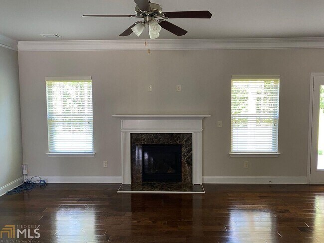 Building Photo - 3329 Mulberry Cove Way