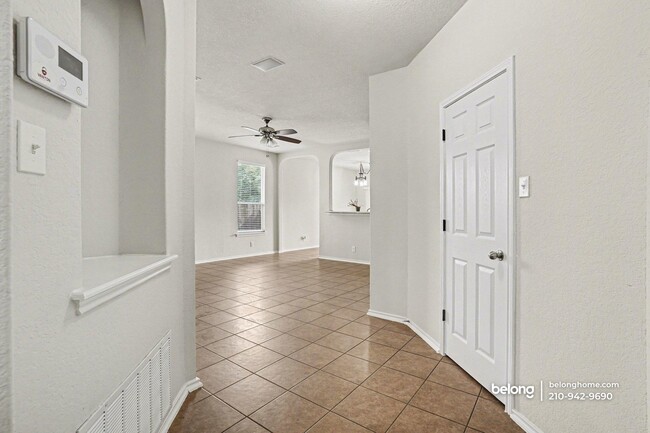 Foto del edificio - 175 Katherine Way