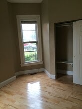 Building Photo - 57 Smith Pl