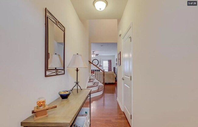 Building Photo - 26 Irvington Dr