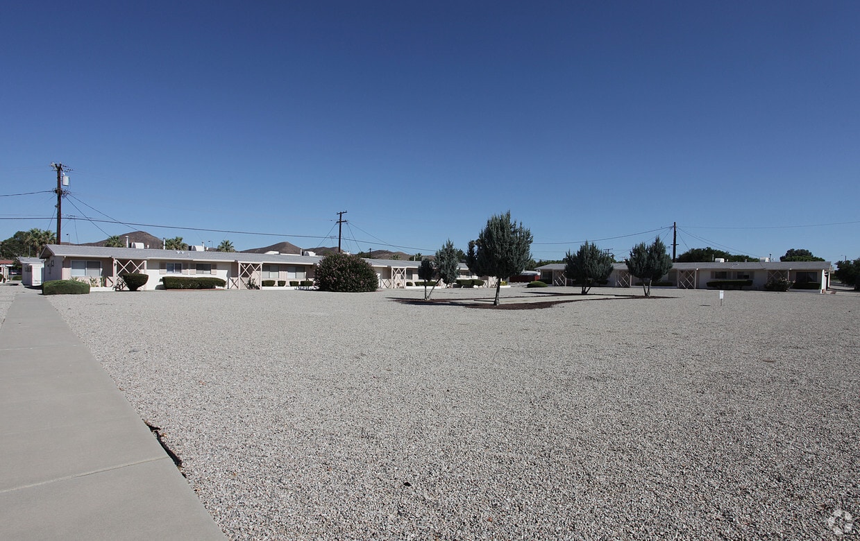 Building Photo - 27998-28058 Winged Foot Dr