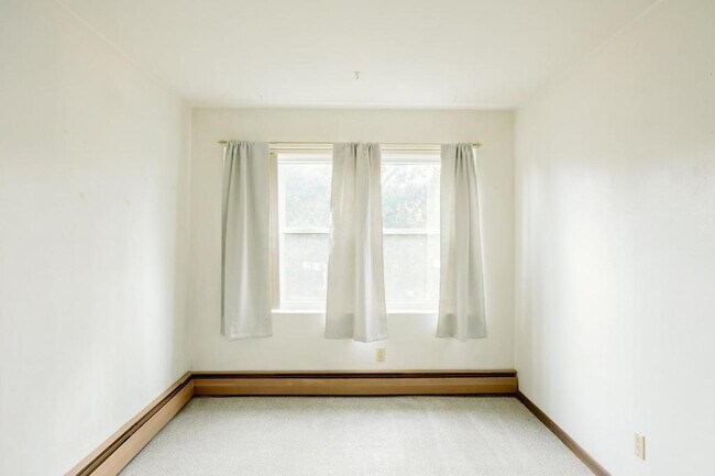 Foto del edificio - 1218 Cedar St