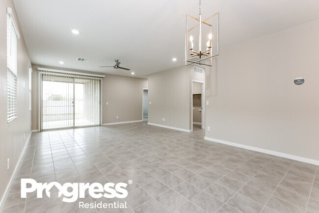 Building Photo - 6825 W Gaby Rd