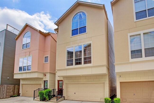 Building Photo - 5806 Kansas St