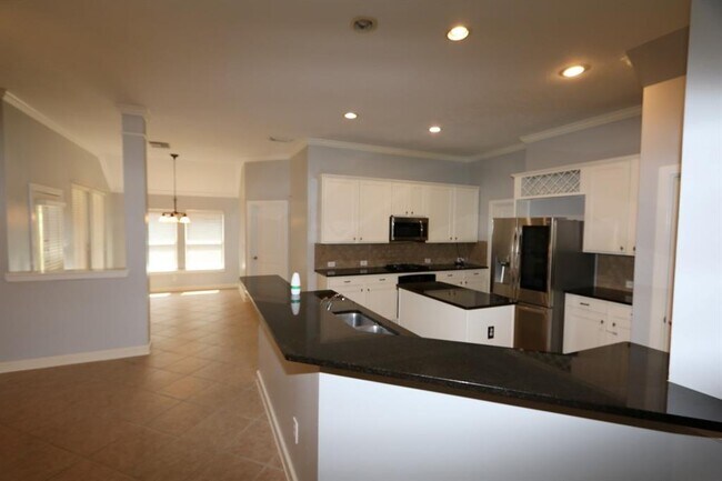 Foto del edificio - 28238 Daystrom Ln