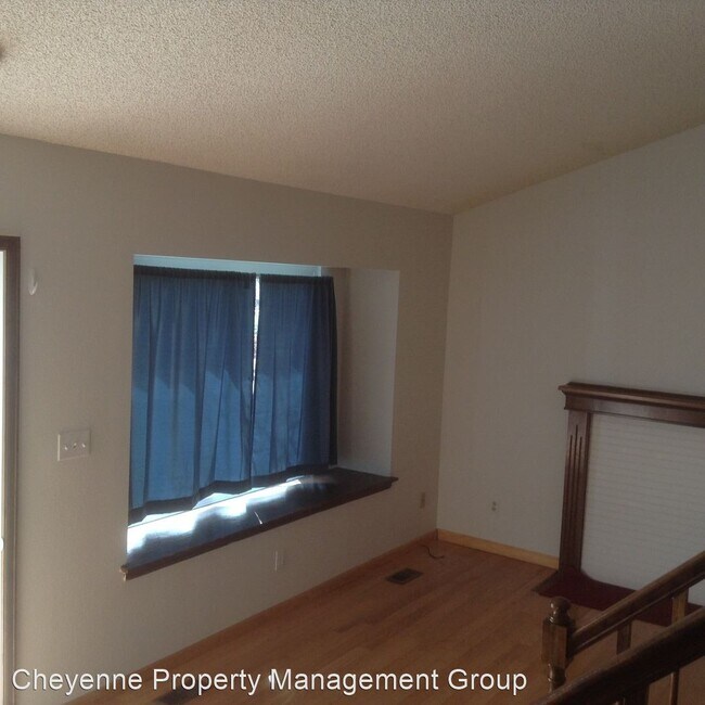 Foto del edificio - 3 br, 1.5 bath House - 4104 Rogers Ave.