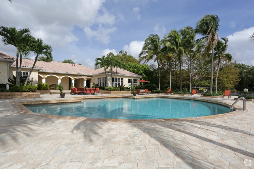 St. Tropez Apartments Rentals Plantation, FL