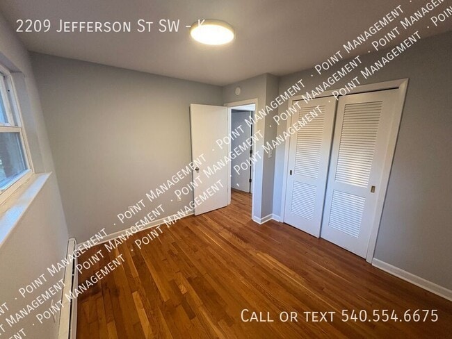 Foto del edificio - 2209 Jefferson St SW