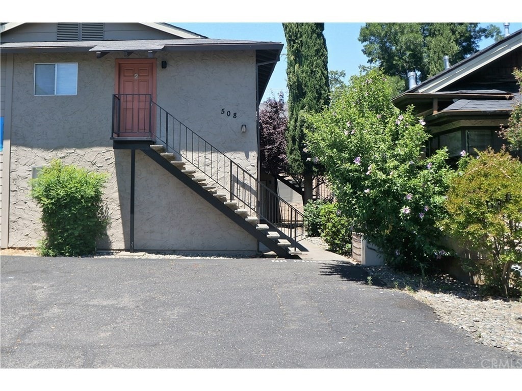 Primary Photo - 508 W Sacramento Ave