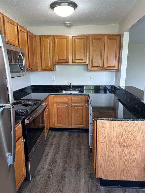 Building Photo - 3 Admiralty Dr