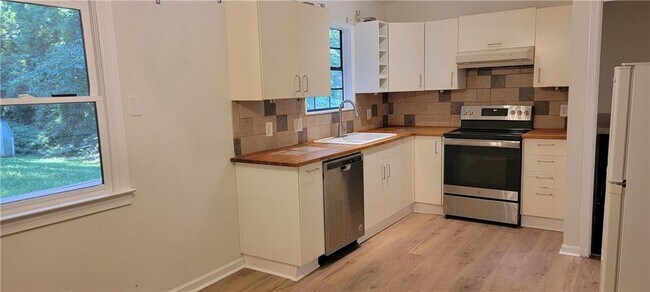 Foto del edificio - 1752 Mitzi Ct