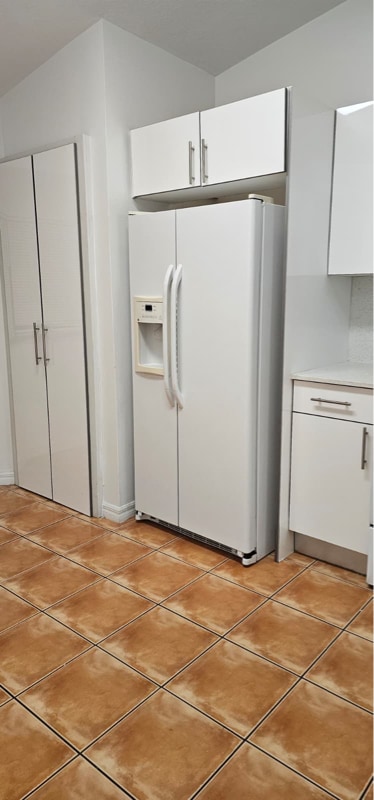 Foto del edificio - 1270 SE 27th St