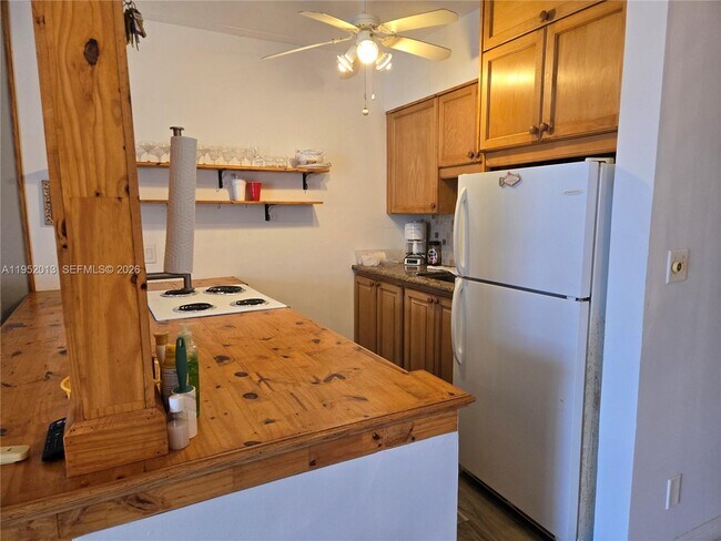 Foto del edificio - 820 SW 11th Ave