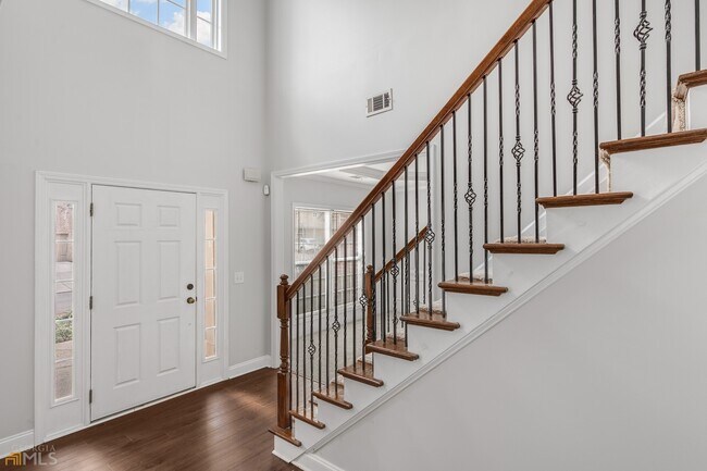 Building Photo - 4425 Idlewood Dr