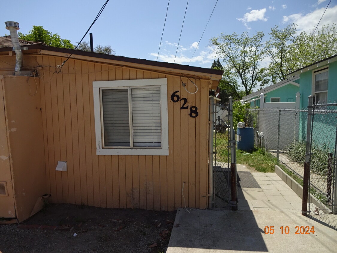 628 Clay St, Fillmore, CA 93015 House Rental in Fillmore, CA