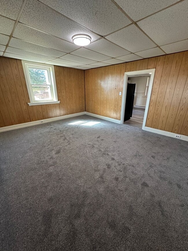Building Photo - 132 Mooredale Rd