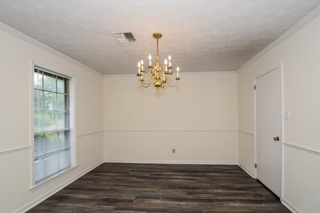 Foto del edificio - 623 Marlyn Dr