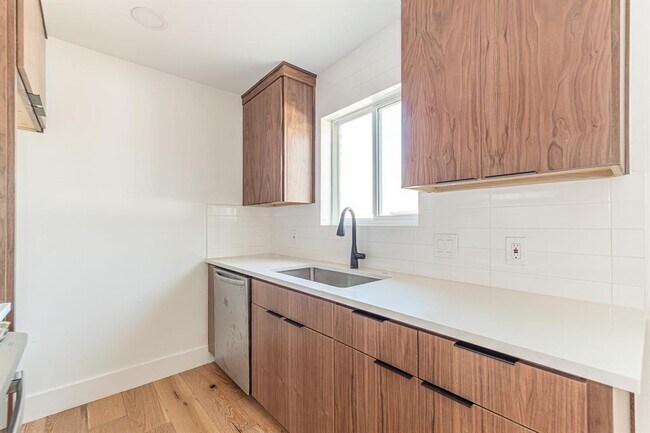 Foto del edificio - 1813 Magnolia Dr