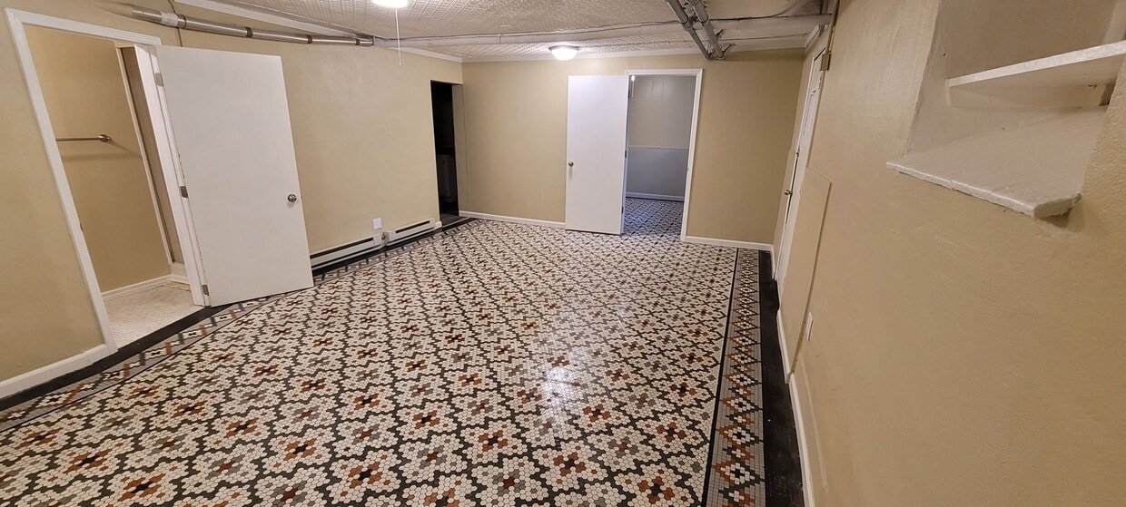 Primary Photo - 223 3rd St NW