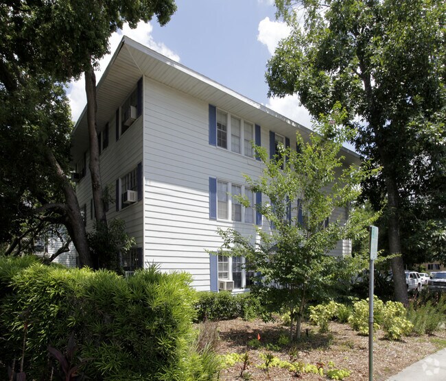 Building Photo - El Cortez Apartments