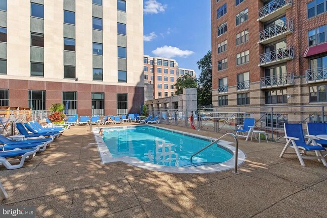 Community Swimming Pool - 1401 17th St NW
