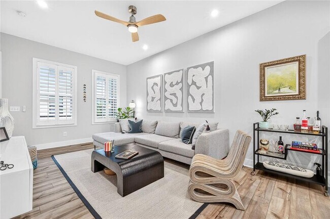 Building Photo - 4465 Dalston Dr
