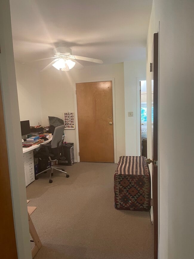 Building Photo - 2 Lotowana Ln