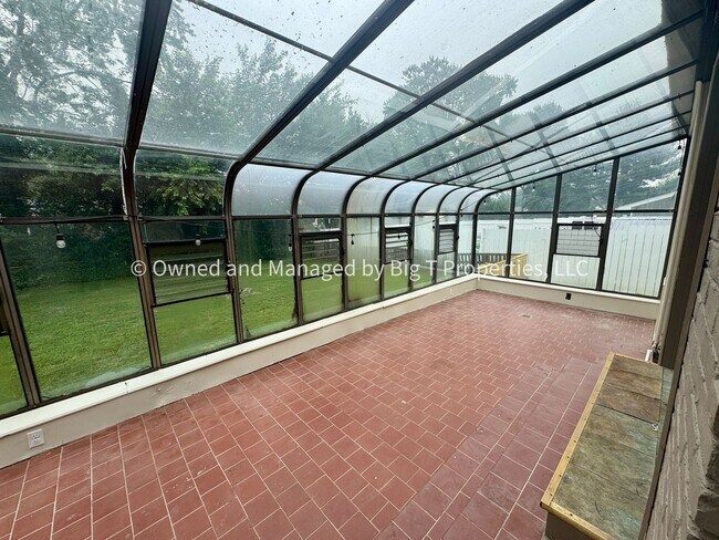 Building Photo - Lovely Ranch Home in Dover