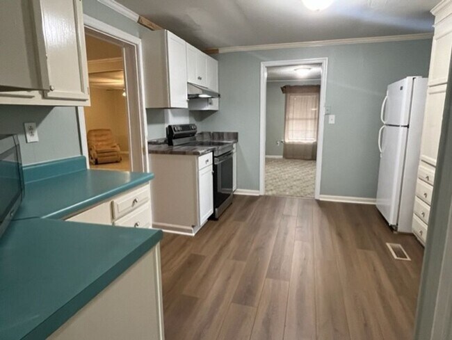 Foto del edificio - Available now on 3 acres in Hephzibah