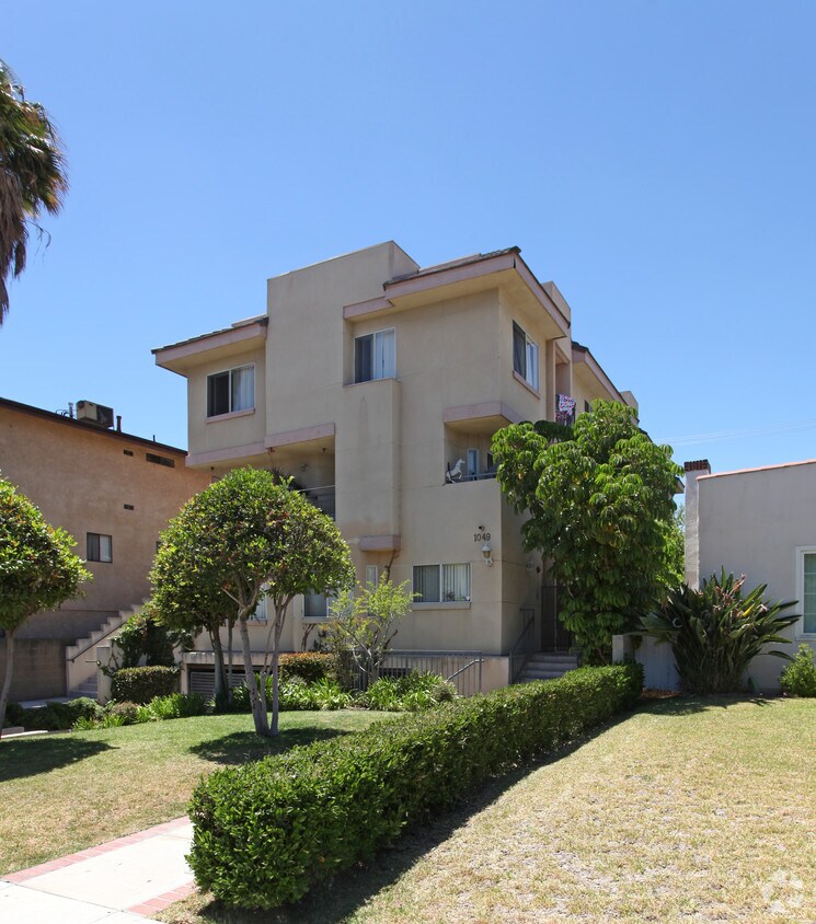 1049 Rosedale Ave, Glendale, CA 91201 Apartments in Glendale, CA