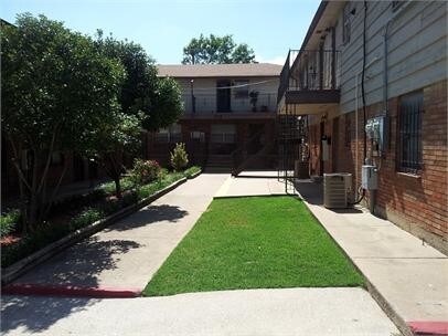 Foto del edificio - 717 N Rockwell Ave