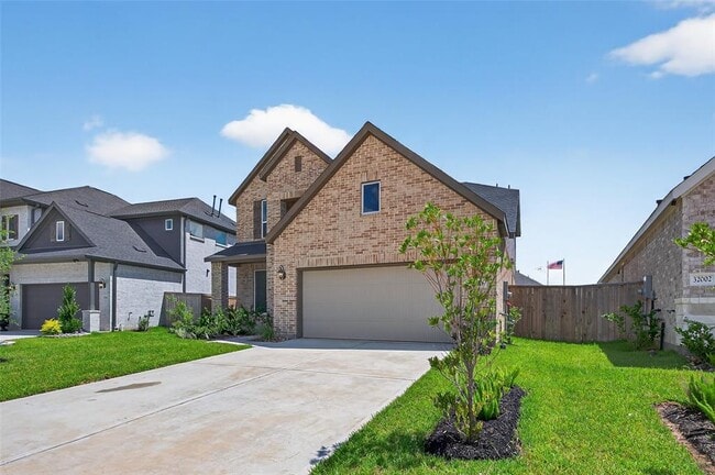 Building Photo - 32006 Medallion Oaks Trl