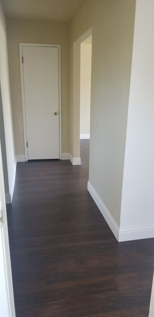 Foto del edificio - Move in Special see ad