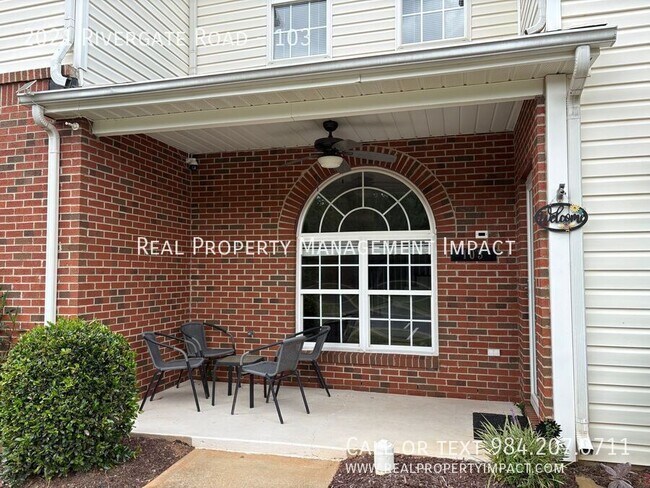 Foto del edificio - 2021 Rivergate Rd
