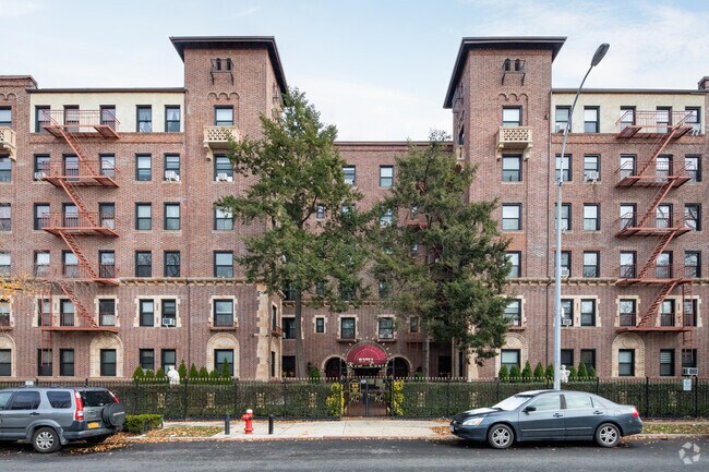 Building Photo - 8511 Lefferts Blvd