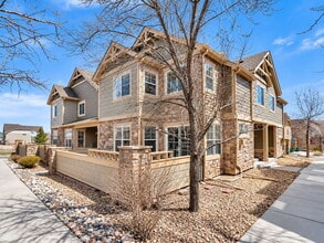 Building Photo - 5703 S Addison Ct