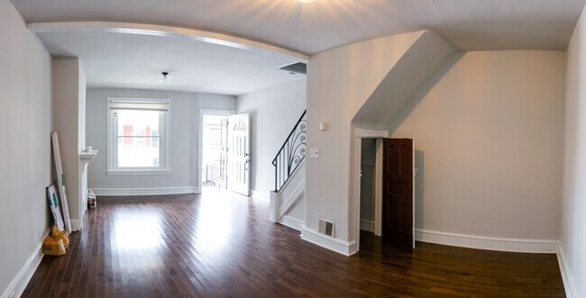 Foto del edificio - Newly renovated three bedroom house