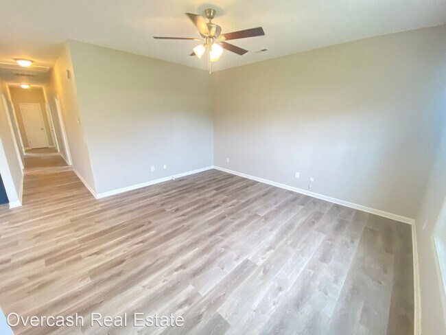 Foto del edificio - 4 br, 2 bath House - 100 S. Little Texas Road