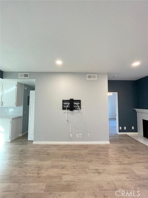 Building Photo - 30902 Club House Dr