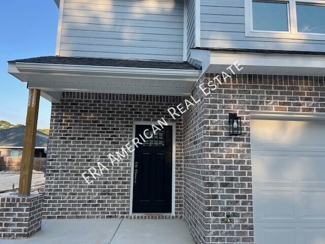 Building Photo - Brand New Home!