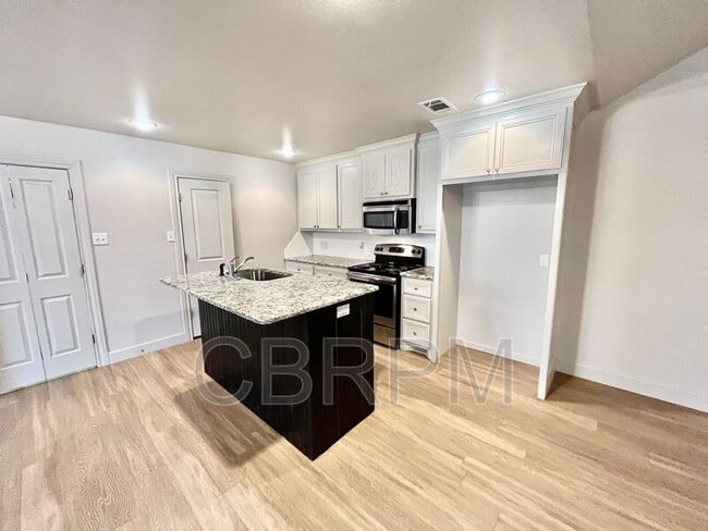 Building Photo - 3819 133rd St