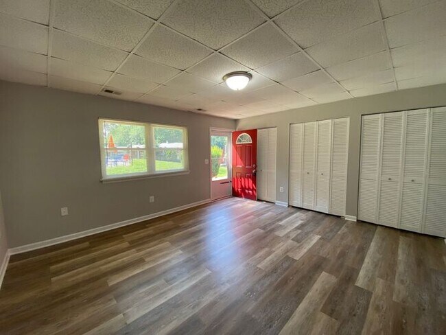 Foto del edificio - 2 Bedroom Townhome County Reisterstown